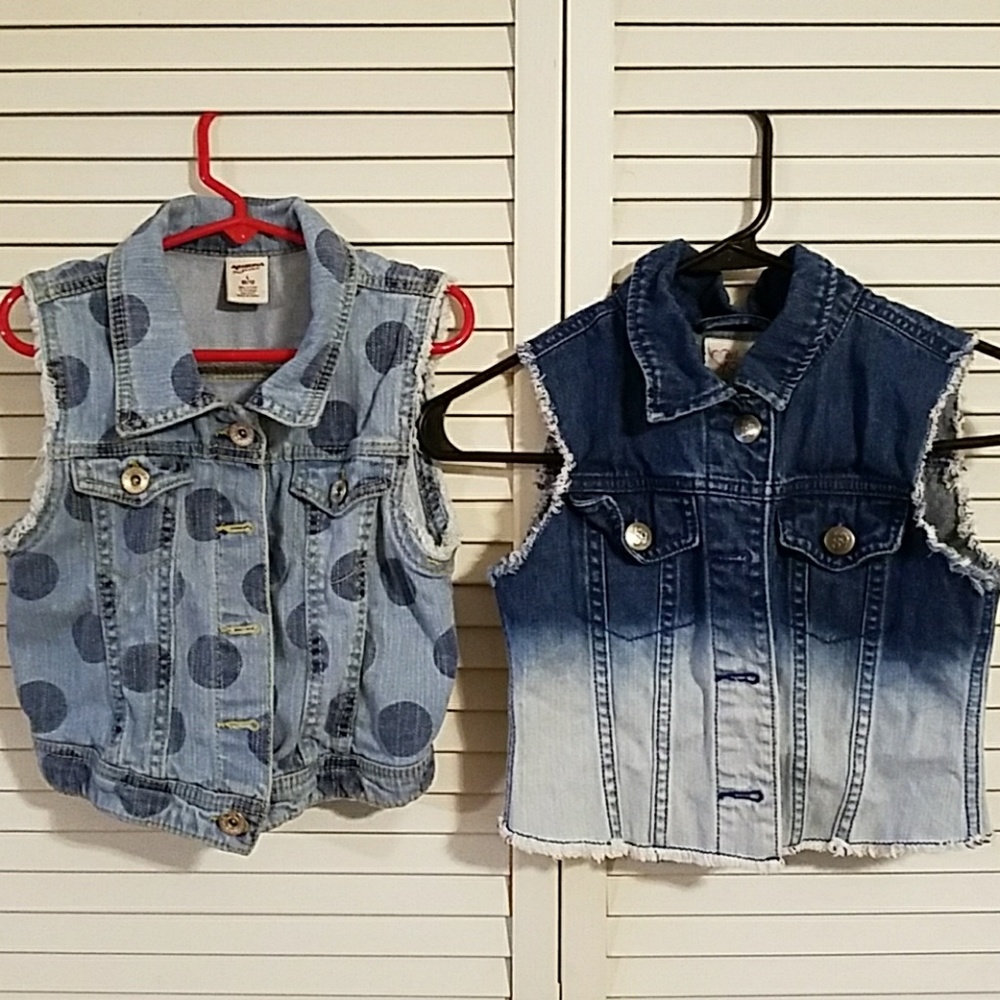 2 girls jeans vests